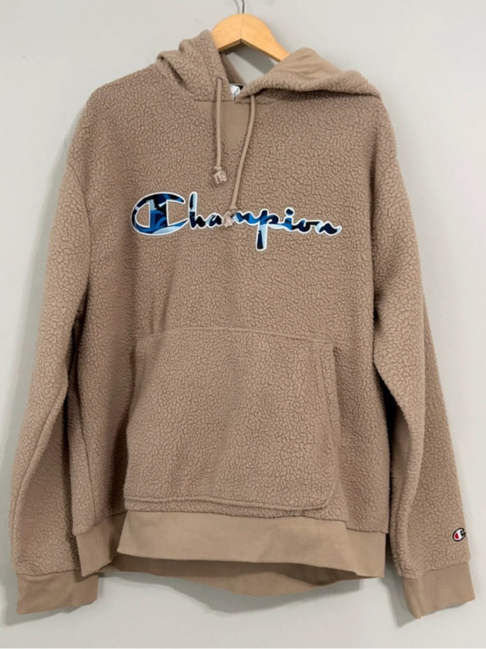 Champion Tan Fuzzy Teddy Bear Fleece Pullover hoodie Sweater